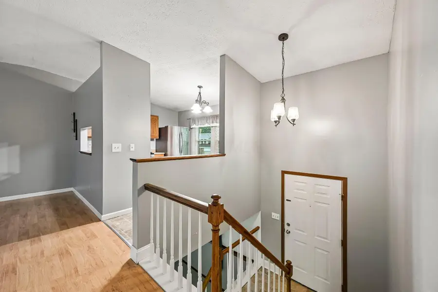 5383 Thornburg Court, Columbus, OH 43230 - #3