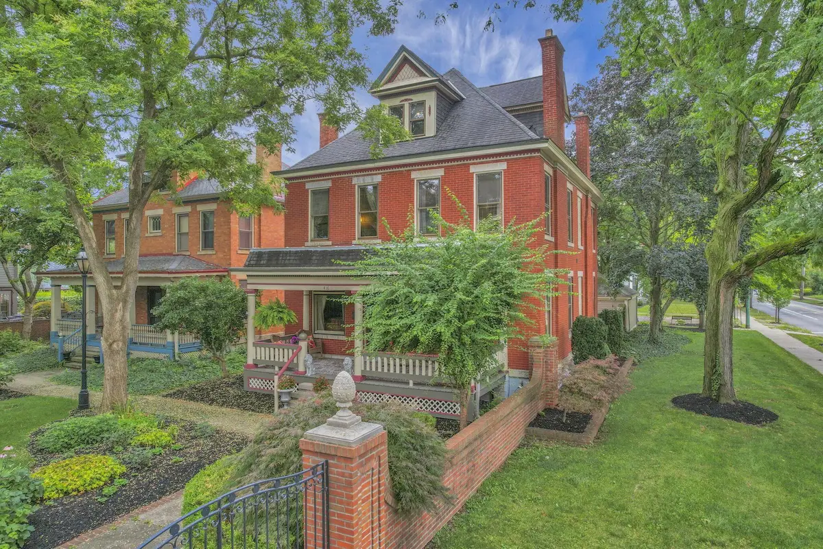 416 W 5th Avenue, Columbus, OH 43201 - #1