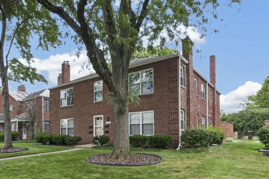 802 Kenwick Road, Columbus, OH 43209 - #3