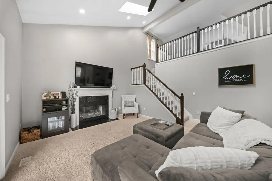 6851 Peachtree Circle, Westerville, OH 43082 - #3