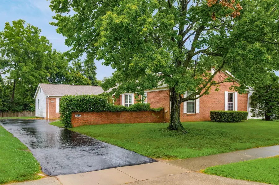 5845-5847 Forest Hills Boulevard, Columbus, OH 43231 - #2