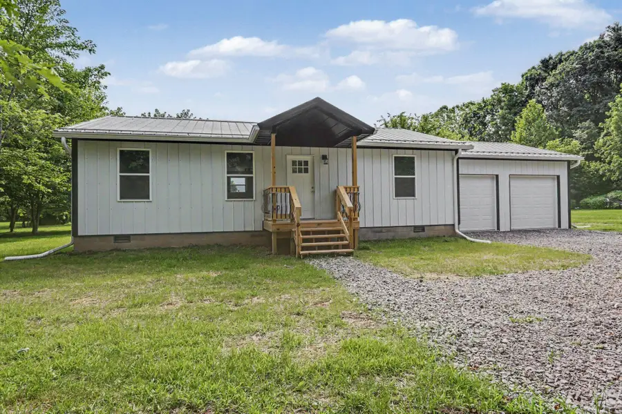 2534 Geneva School Road Se, Bremen, OH 43107 - #2