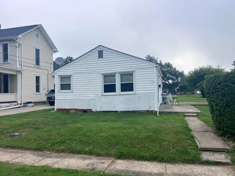 204 N Liberty Street, Baltimore, OH 43105 - #3