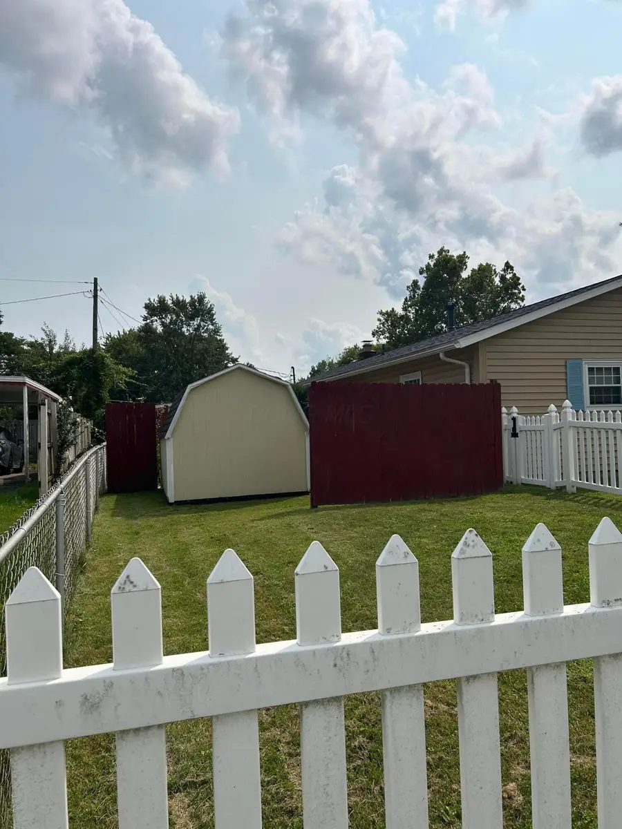 796 Gilmore Drive, Reynoldsburg, OH 43068 - #3
