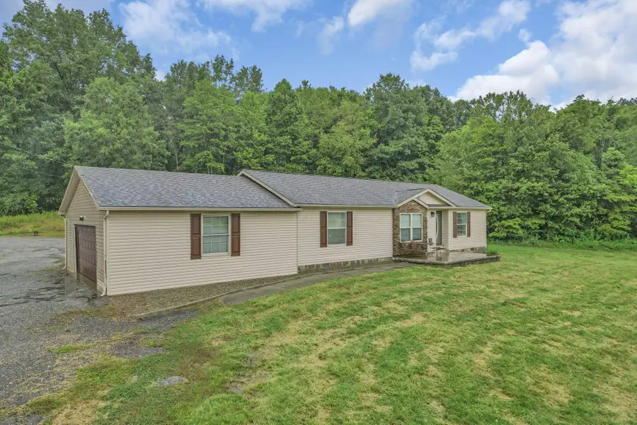 14090 Glenwood Road, Cumberland, OH 43732 - #2