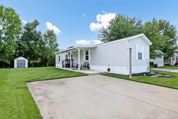 47 Birch Row Drive, Delaware, OH 43015