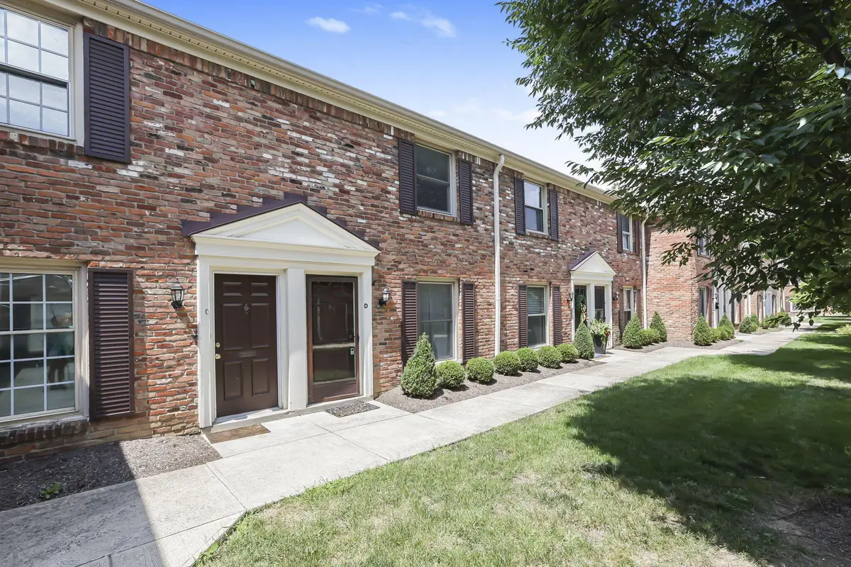 952 Chatham Lane, Columbus, OH 43221 - #1