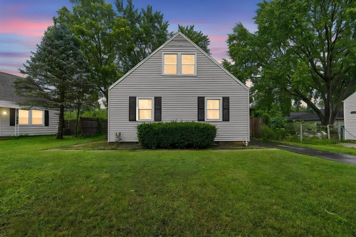 348 Yarmouth Lane, Columbus, OH 43228 - #1