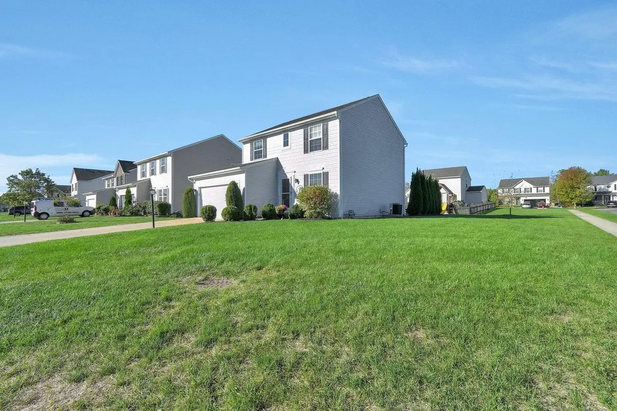 1624 Roscommon Drive, Pataskala, OH 43062 - #1