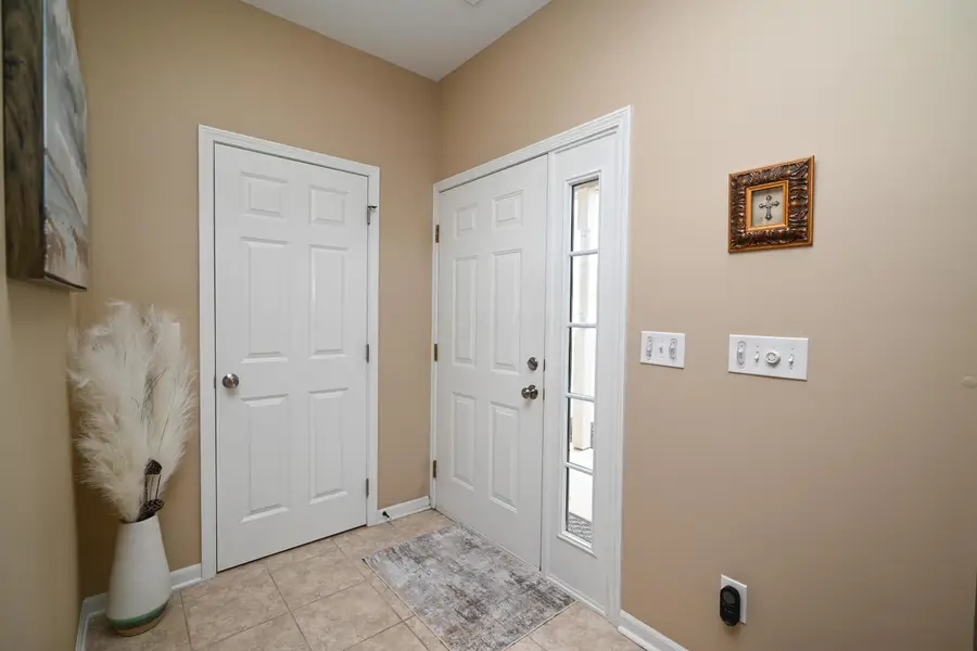 667 Albany Way, Marion, OH 43302 - #3