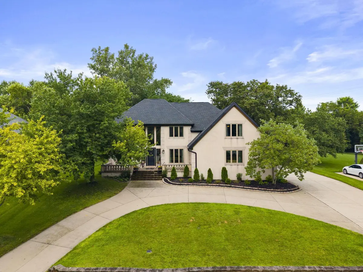 3523 Foxcroft Drive, Lewis Center, OH 43035 - #1