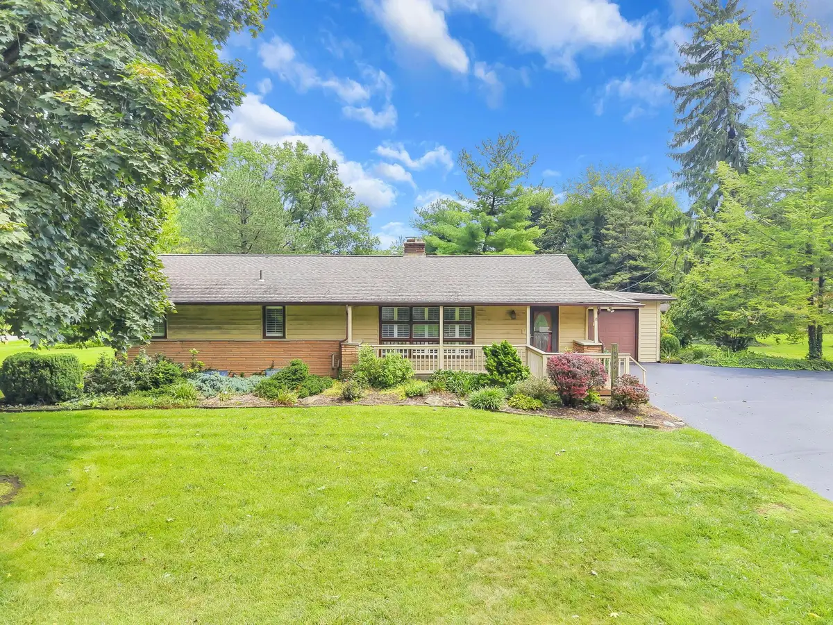 6540 Winston Court W, Columbus, OH 43235 - #1