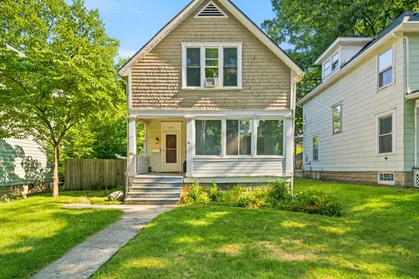 208 E Northwood Avenue, Columbus, OH 43201