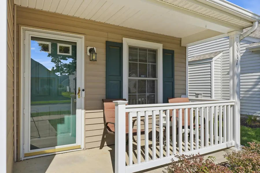 5537 Mossy Creek Drive, Dublin, OH 43016 - #2
