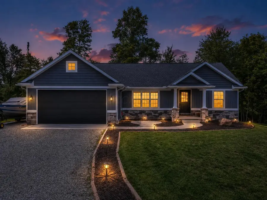 66 Penlawn Court, Howard, OH 43028 - #2