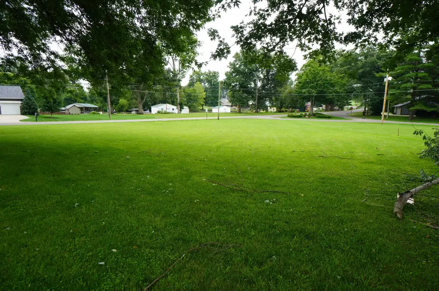 1102 W Lakeshore Se, Hebron, OH 43025 - #3