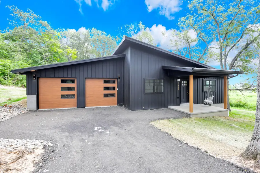 1438 Ragged Ridge Road, Frankfort, OH 45628 - #2
