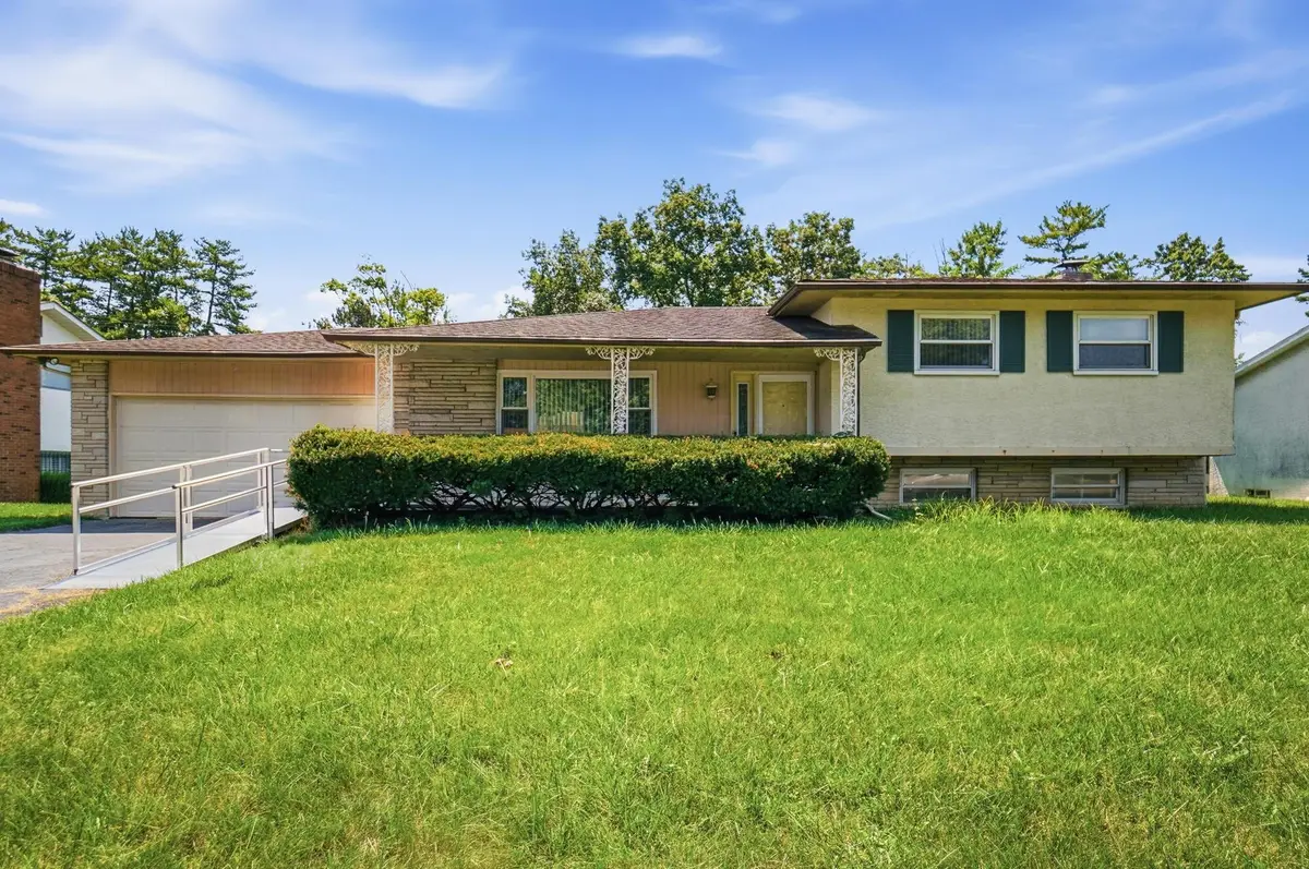 5417 Walshire Drive, Columbus, OH 43232 - #1