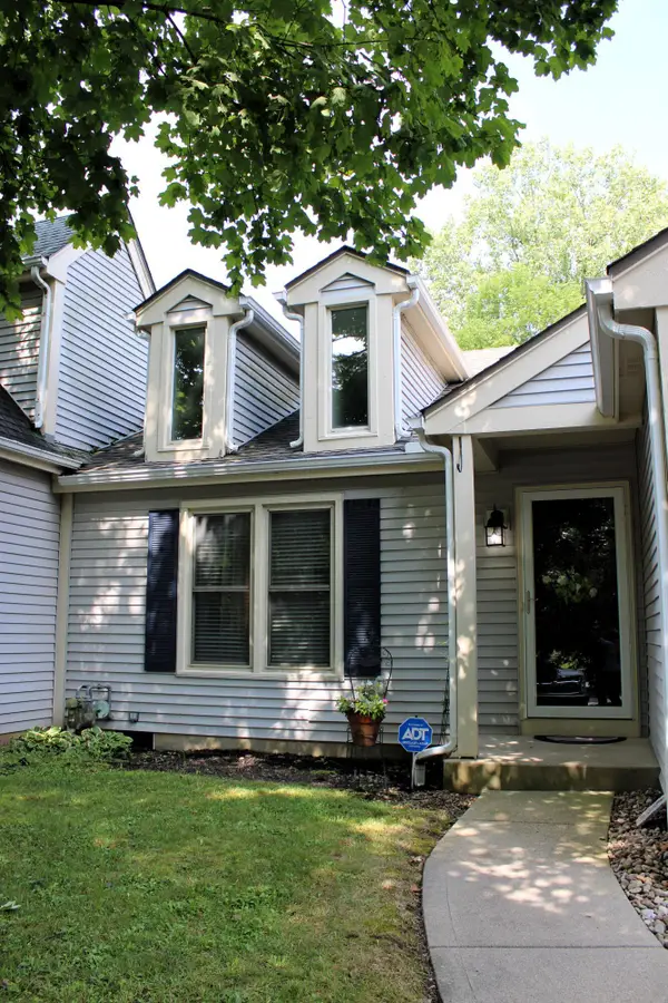 1058 Chatham Lane W, Delaware, OH 43015