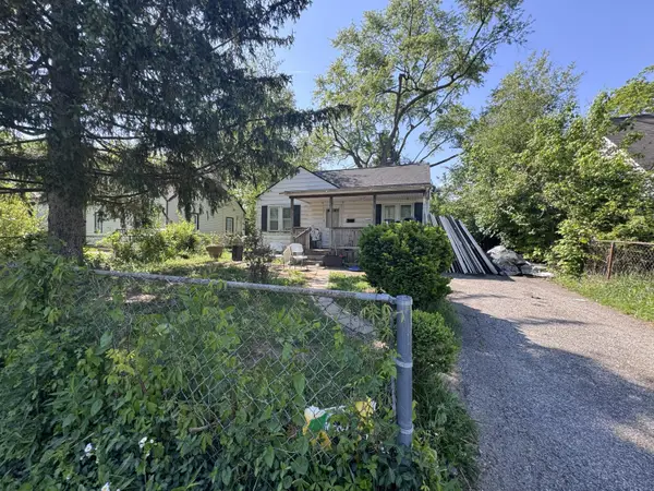2425 Vendome Drive S, Columbus, OH 43219