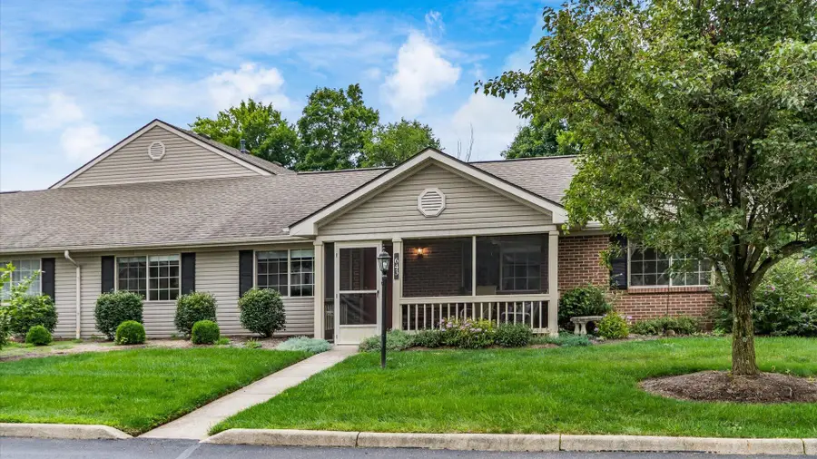 643 Kensington Drive, Heath, OH 43056 - #2