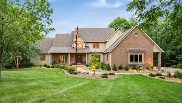 4474 White Tail Court, Nashport, OH 43830