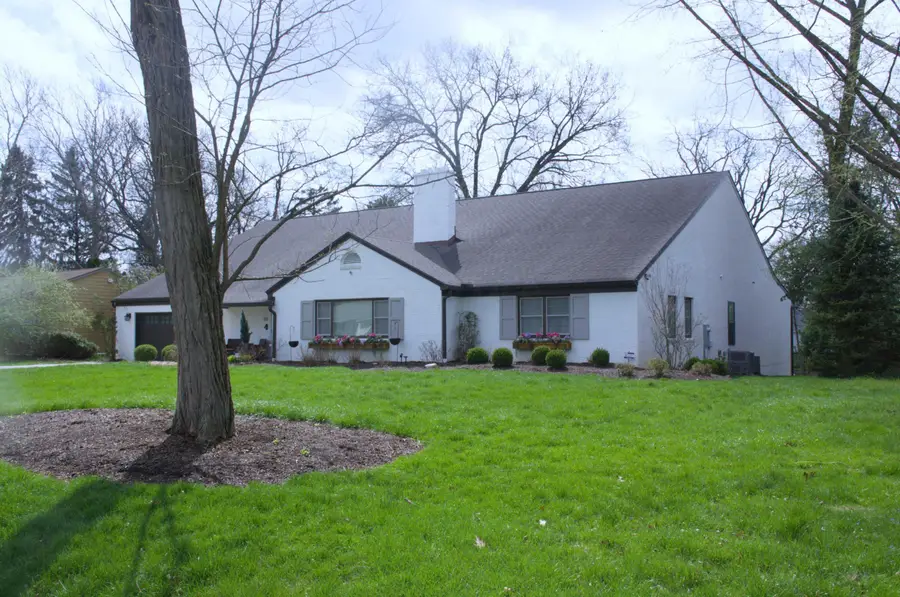 331 Charleston Avenue, Columbus, OH 43214 - #2