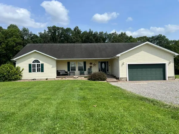 29430 Chestnut Drive, Albany, OH 45710