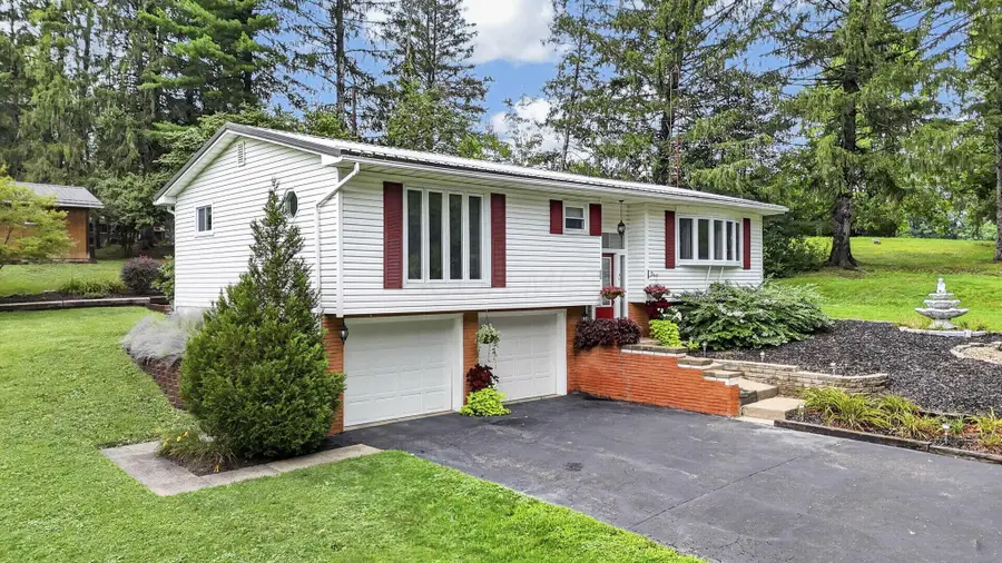 3215 Nob Hill Road, Zanesville, OH 43701 - #3