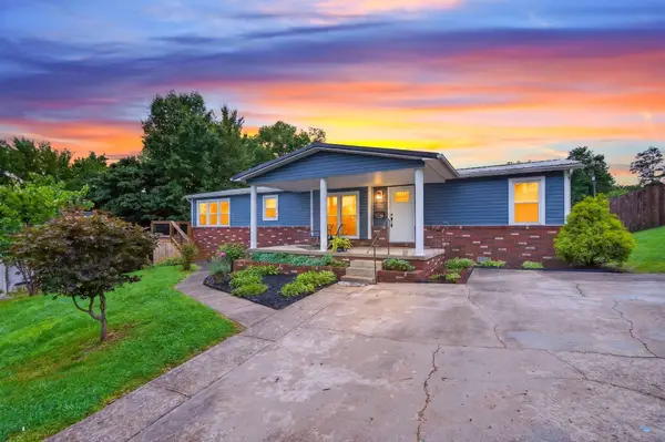427 Davis Avenue, Oak Hill, OH 45656