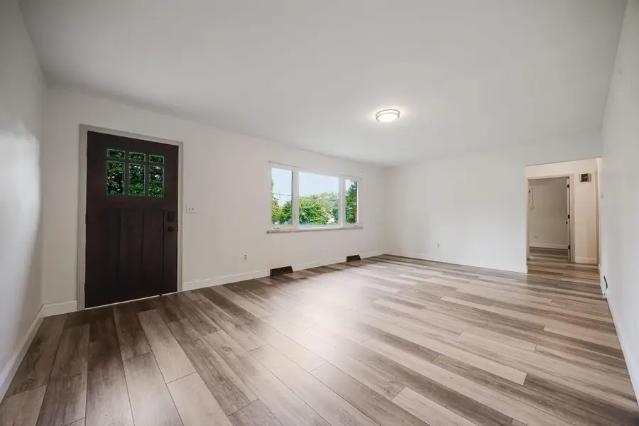360 W Columbus Street, Lithopolis, OH 43136 - #2