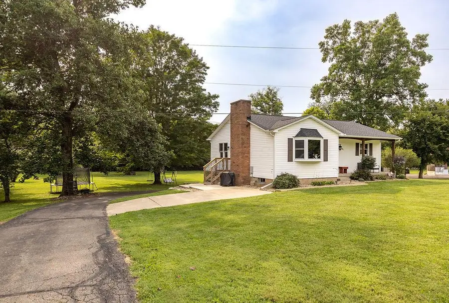 4261 Sugar Grove Road Se, Lancaster, OH 43130 - #2