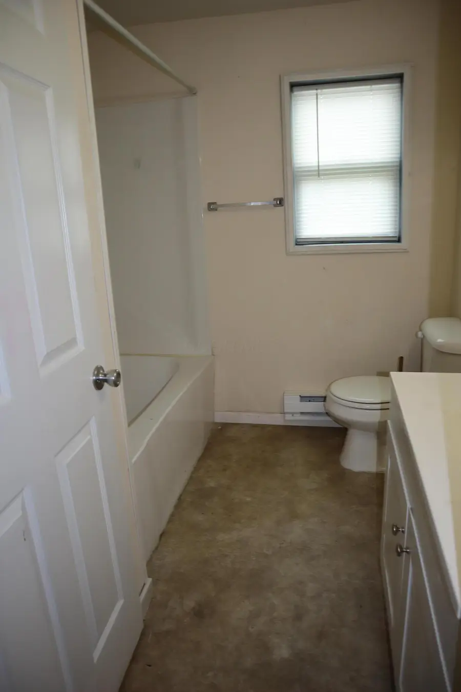 1222 E Temple Street, Washington Court House, OH 43160 - #3