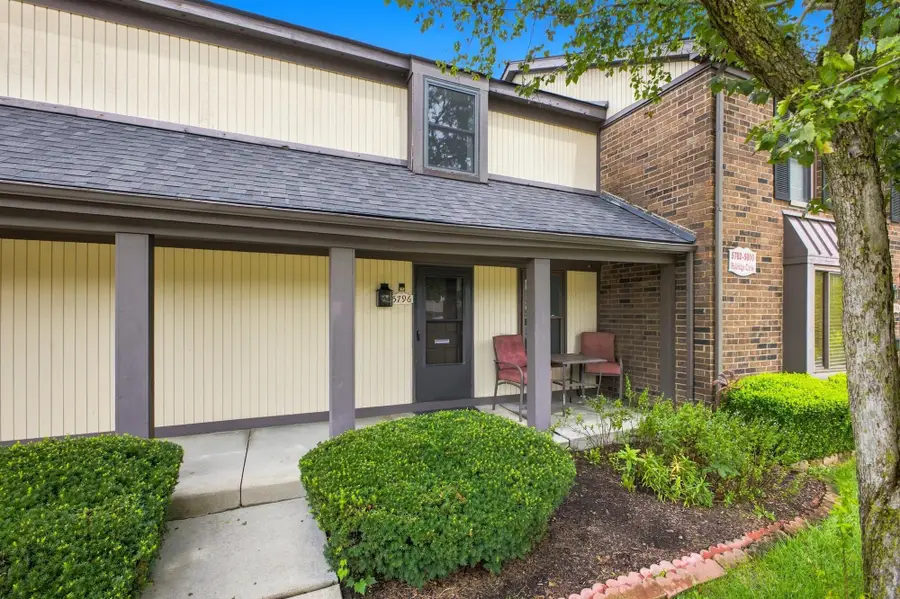 5796 Hallridge Circle, Columbus, OH 43232 - #2