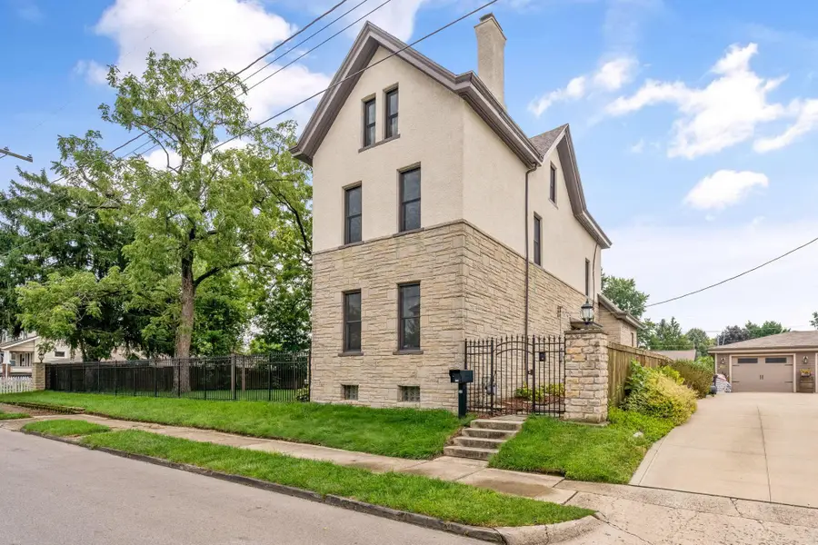 367 E Jenkins Avenue, Columbus, OH 43207 - #3