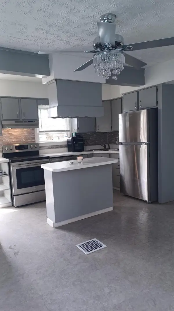 1341 E 15th Avenue, Columbus, OH 43211