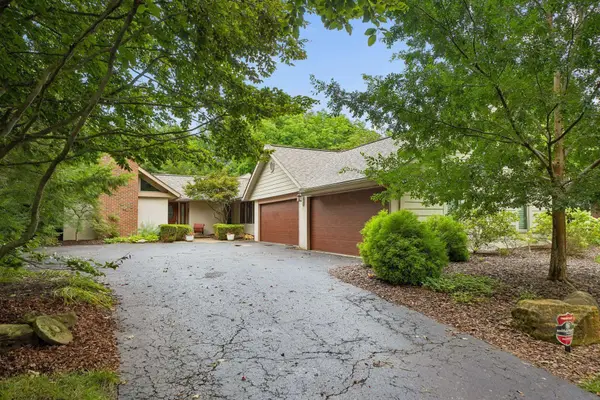 2756 Lear Road, Upper Arlington, OH 43220