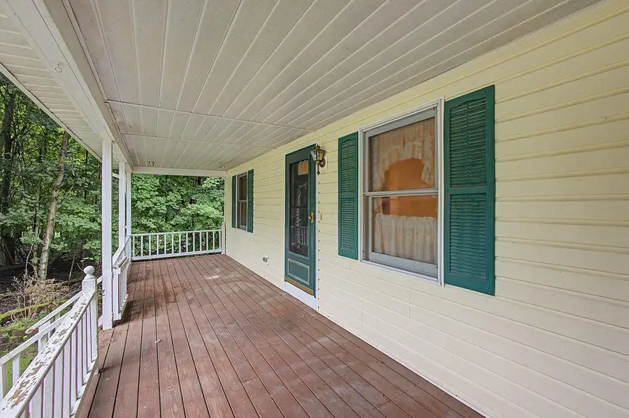 589 Floral Valley Drive W, Howard, OH 43028 - #3
