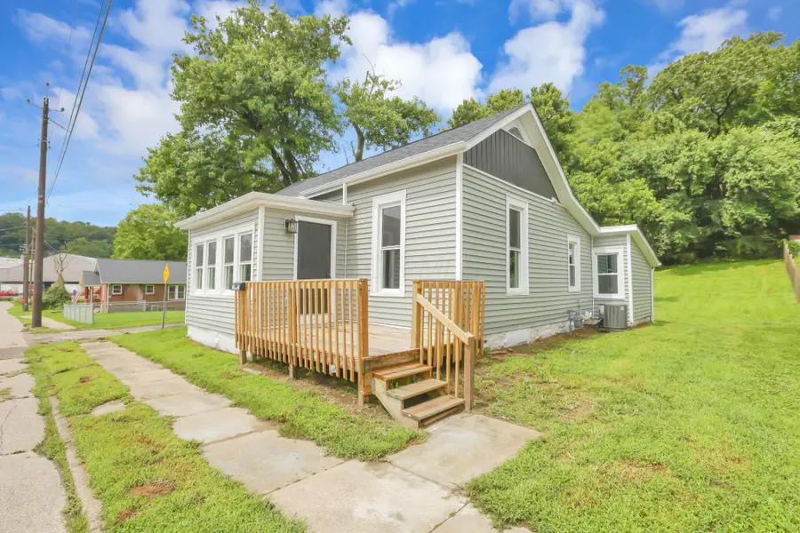 1641 Penn Street, Zanesville, OH 43701 - #3