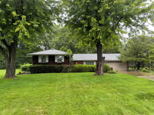 125 Lorraine Boulevard, Pickerington, OH 43147