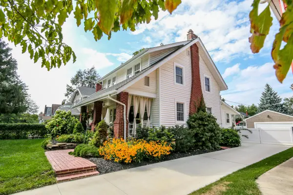 448 E Dunedin Road, Columbus, OH 43214