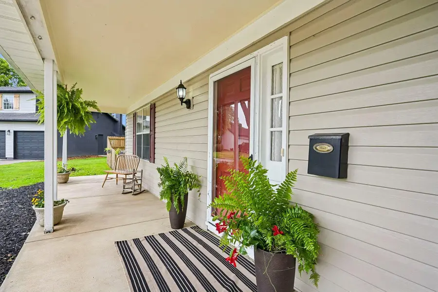 402 Worman Drive, Columbus, OH 43230 - #2