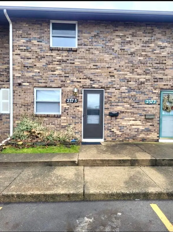 2375 Woodbrook Circle S, Columbus, OH 43223