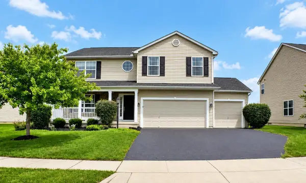 340 Enos Loomis Street, Pataskala, OH 43062