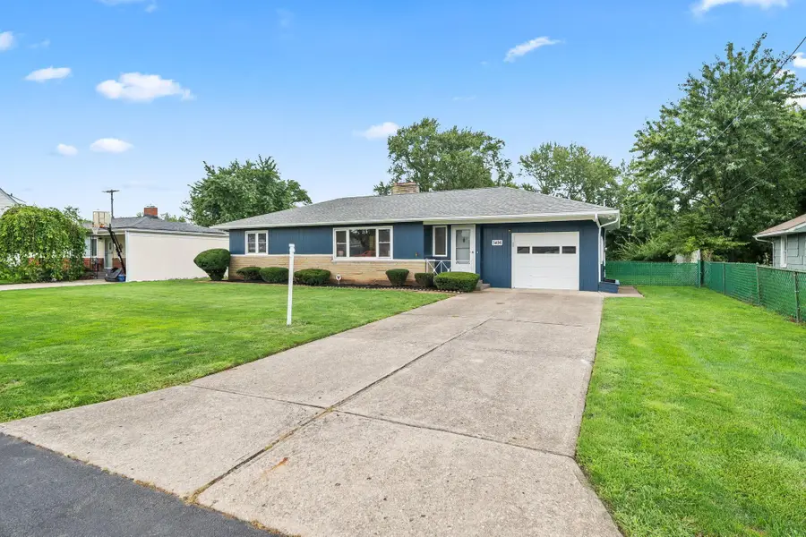 3496 Wicklow Road, Columbus, OH 43204 - #2