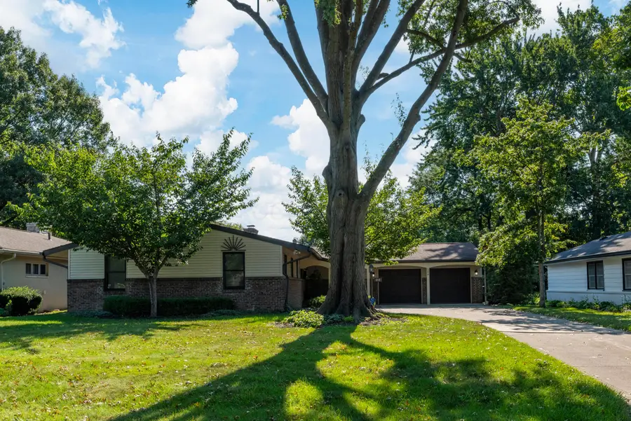 288 S Virginia Lee Road, Columbus, OH 43209 - #2