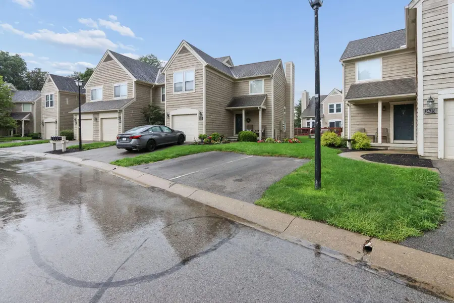 3414 Eastwoodlands Trail, Hilliard, OH 43026 - #3