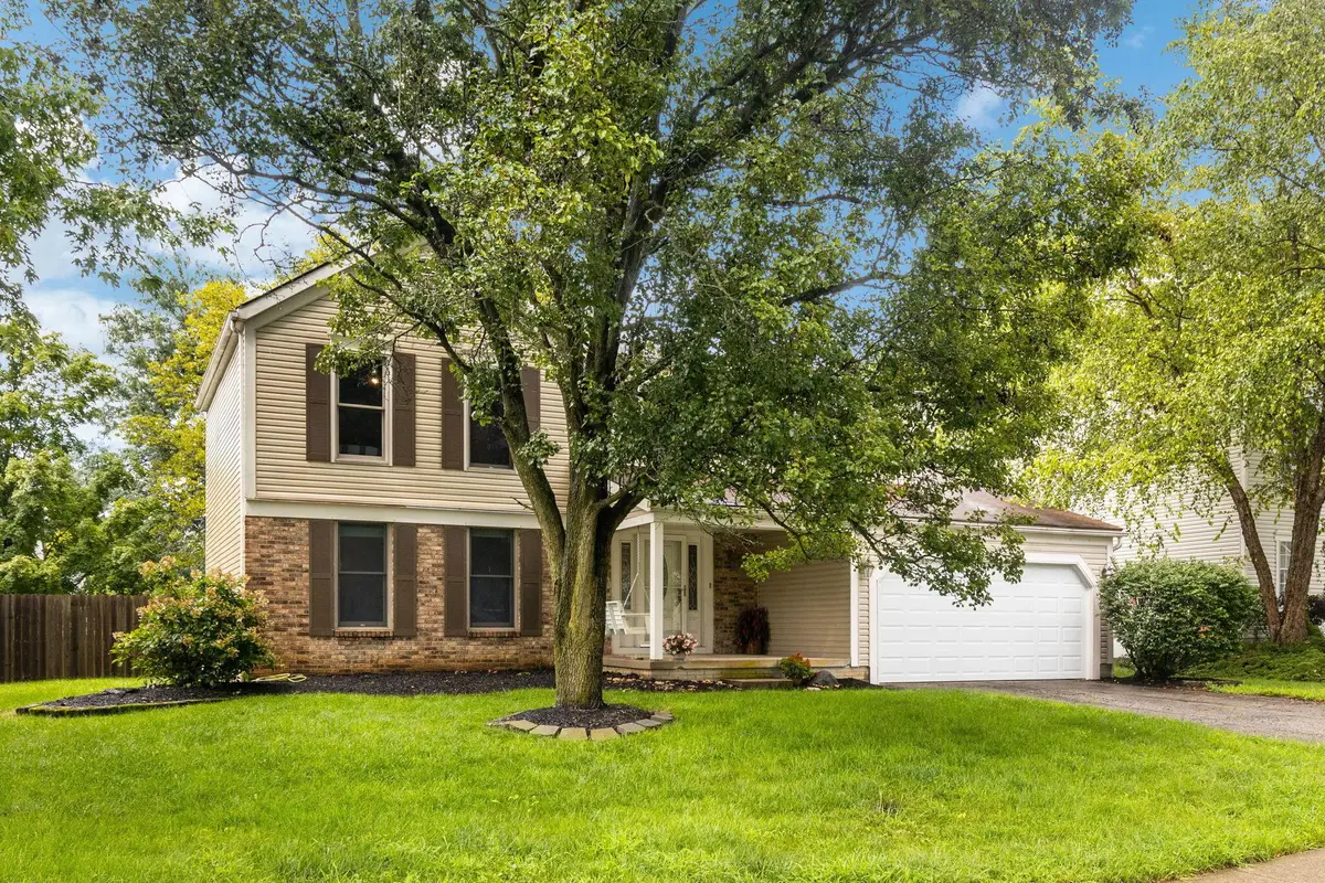 342 Green Meadows Drive W, Powell, OH 43065 - #1
