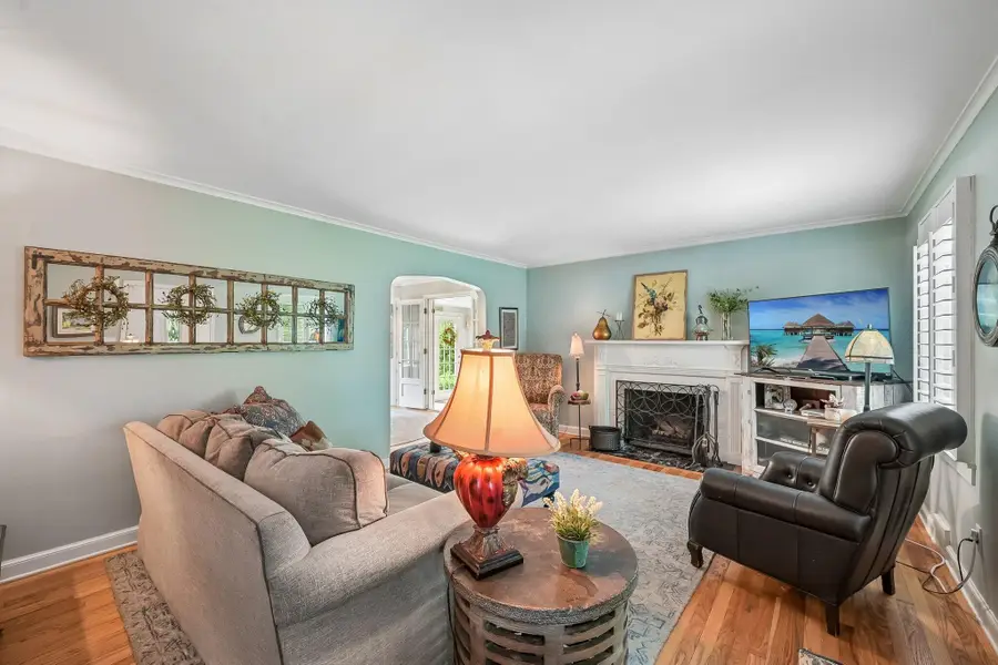 398 E Dublin Granville Road, Worthington, OH 43085 - #3