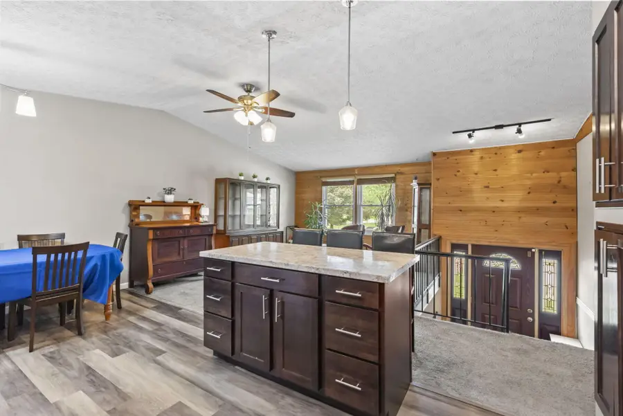 215 Greenlake Street, Galloway, OH 43119 - #3